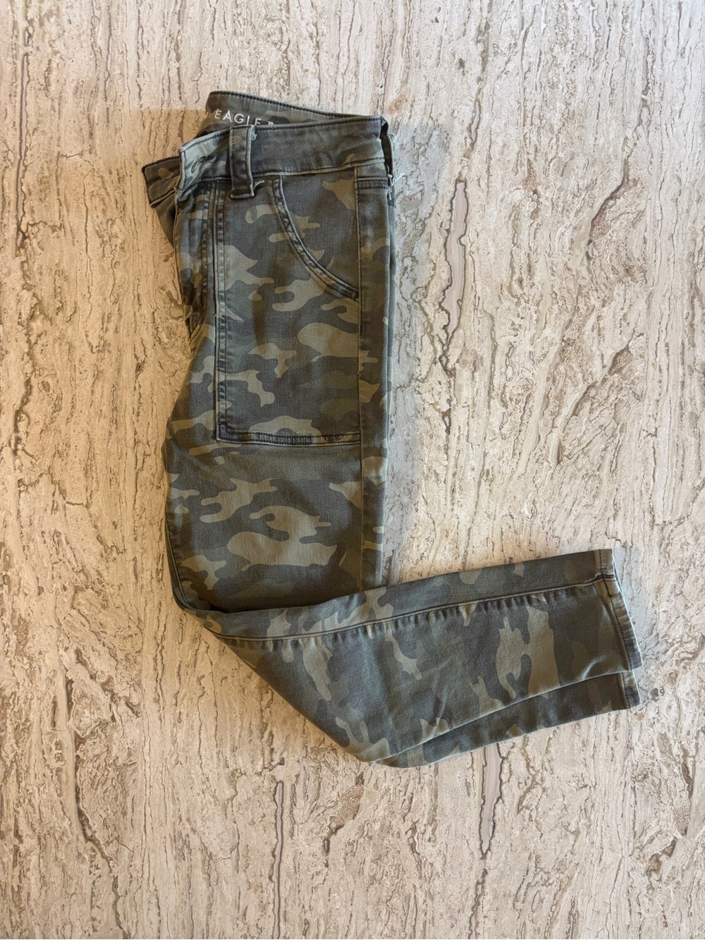 American Eagle Outfitters Camo Green Ne(X)t Level Stretch